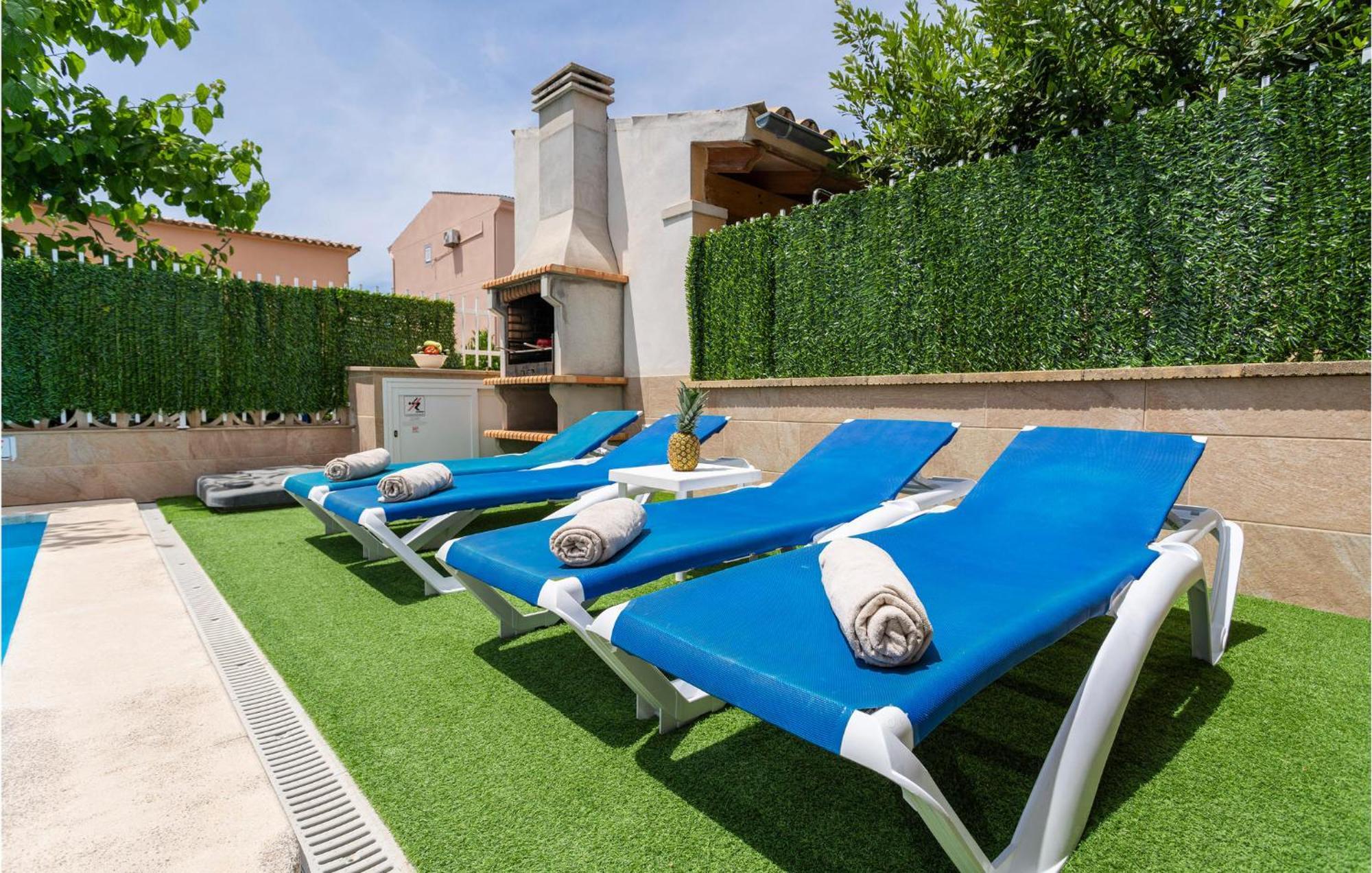 4 Bedroom Beautiful Home In Alcudia Port de Alcudia  Zewnętrze zdjęcie